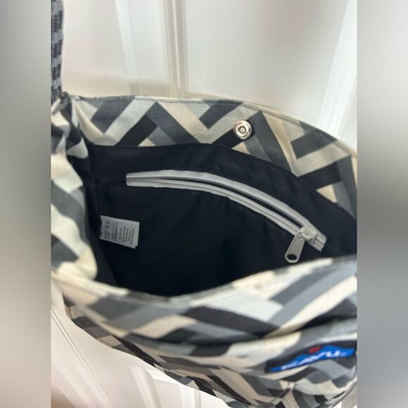 Kavu Sidewinder Stone Parquet Crossbody Bag - Picture 5 of 5